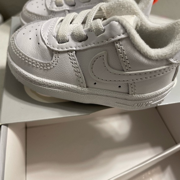 Infant Shoe Size Chart Guide - Picture 5 of 8